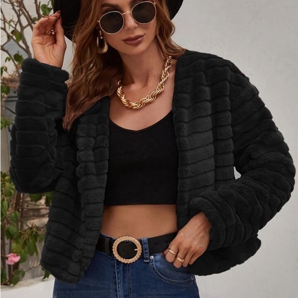 Elegant Black Faux Fur Jacket - Picture 1 of 9